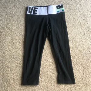 FLASH SALE!! PINK VS crop yoga pants 🧘🏻‍♀️